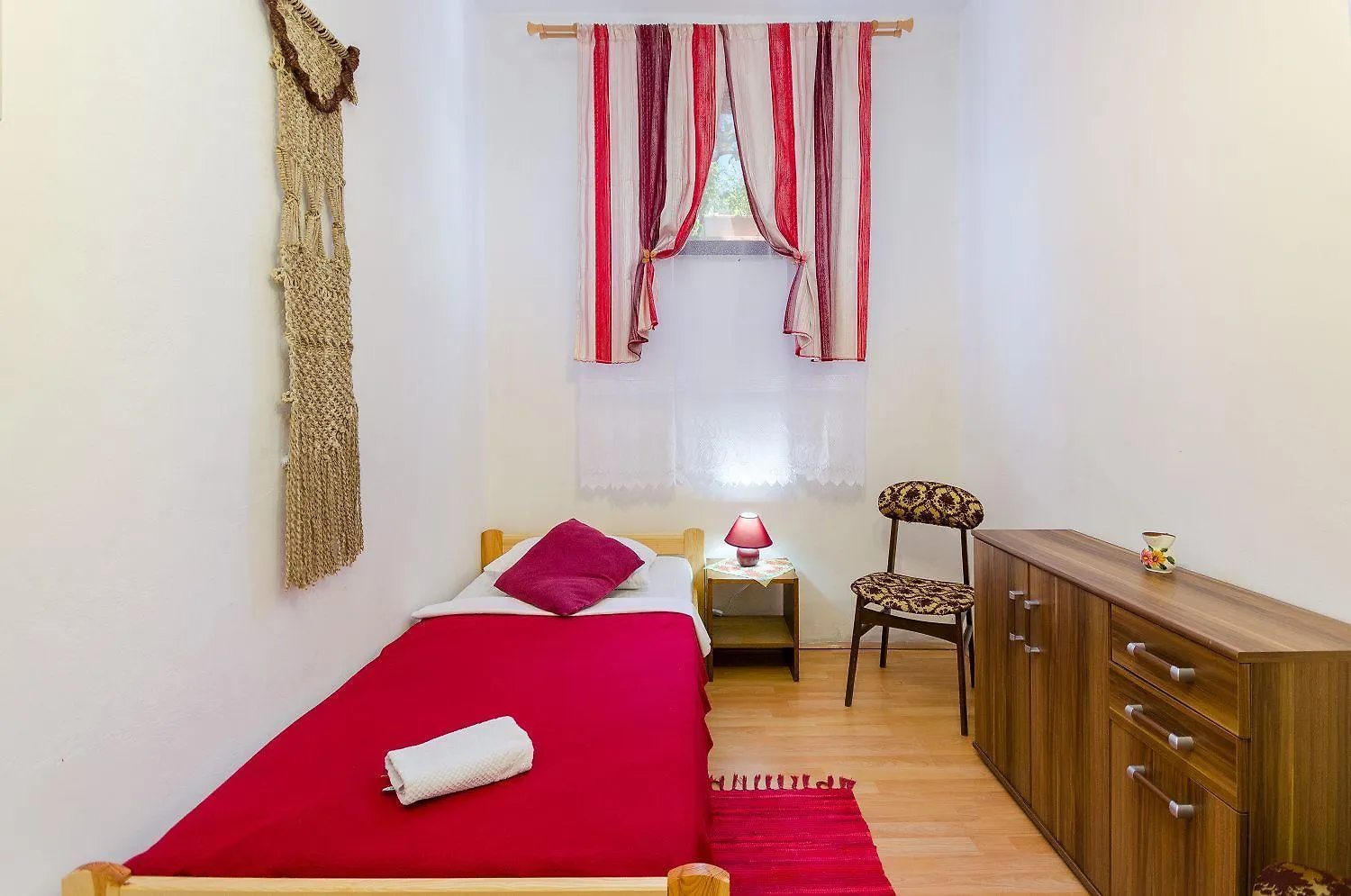 Nostalgisches Apartment Nur 500 Meter Zum Strand Mit Privater Terrasse, Meerblick, Grill Dramalj Croatia
