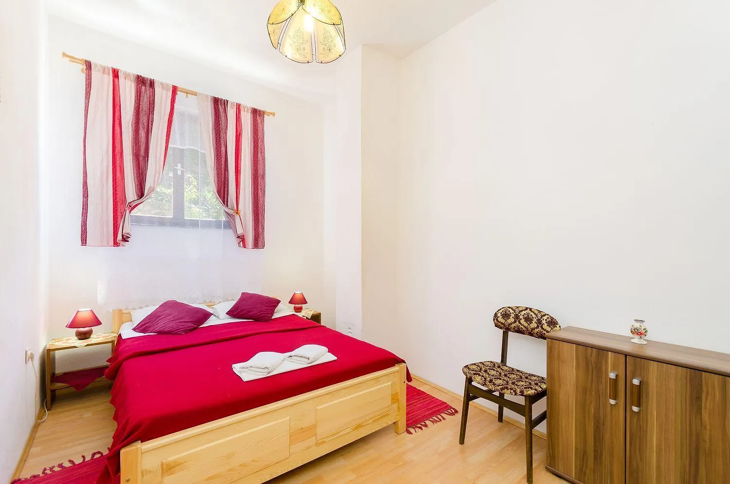 Nostalgisches Apartment Nur 500 Meter Zum Strand Mit Privater Terrasse, Meerblick, Grill Dramalj